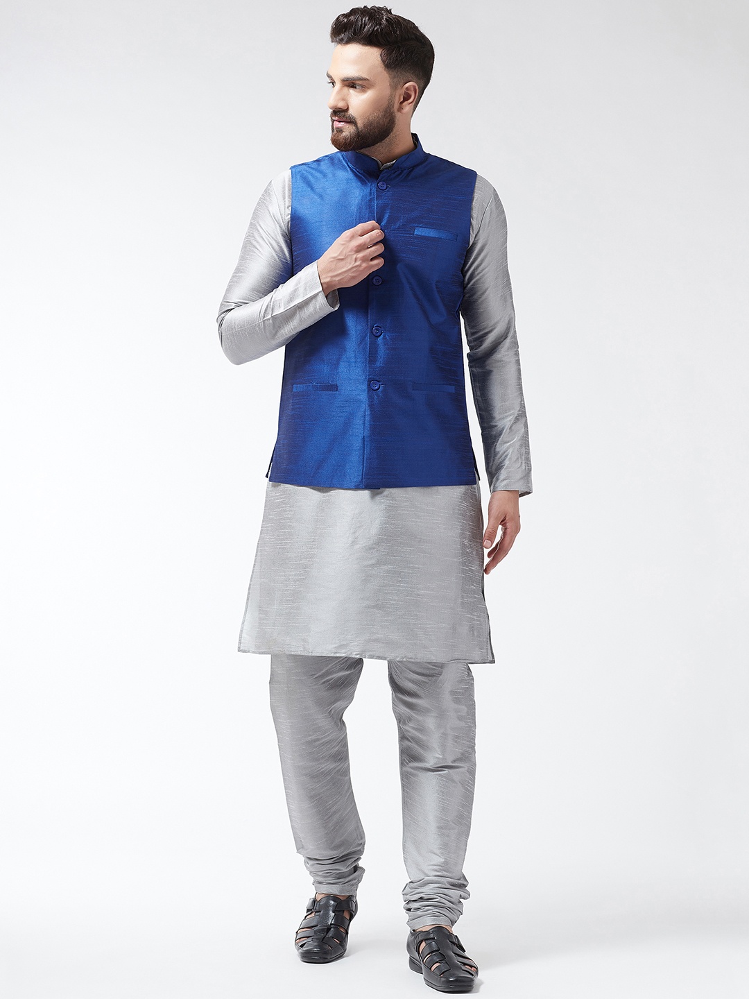 

SOJANYA Men Grey & Blue Solid Kurta And Churidar With Jacket