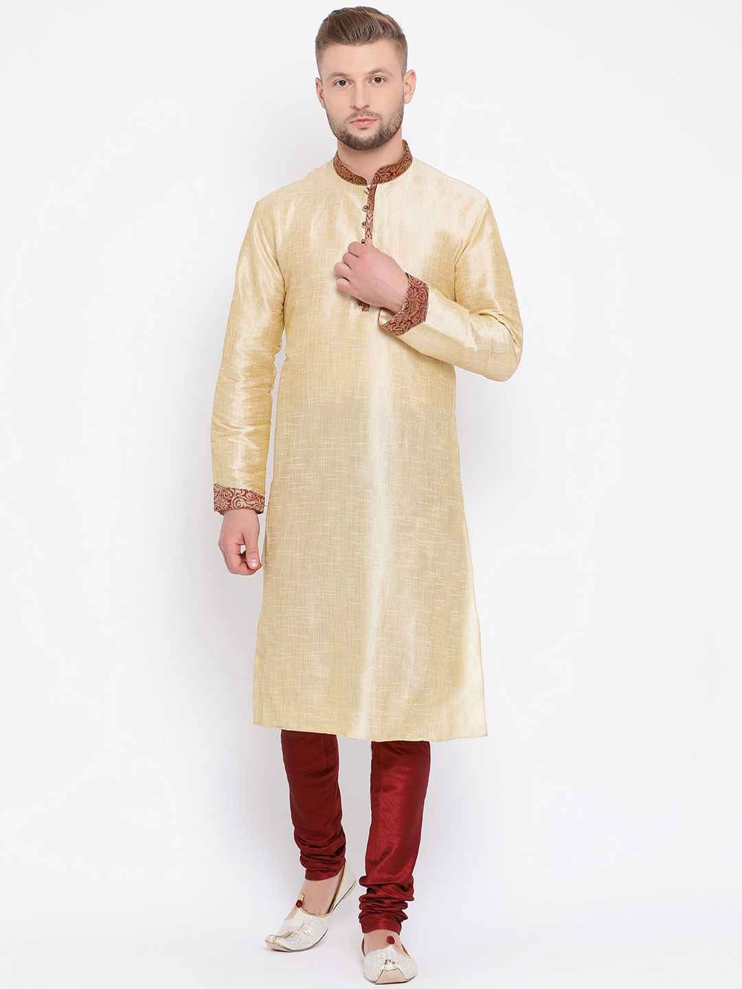 

Sanwara Men Gold-Toned Solid Straight Kurta
