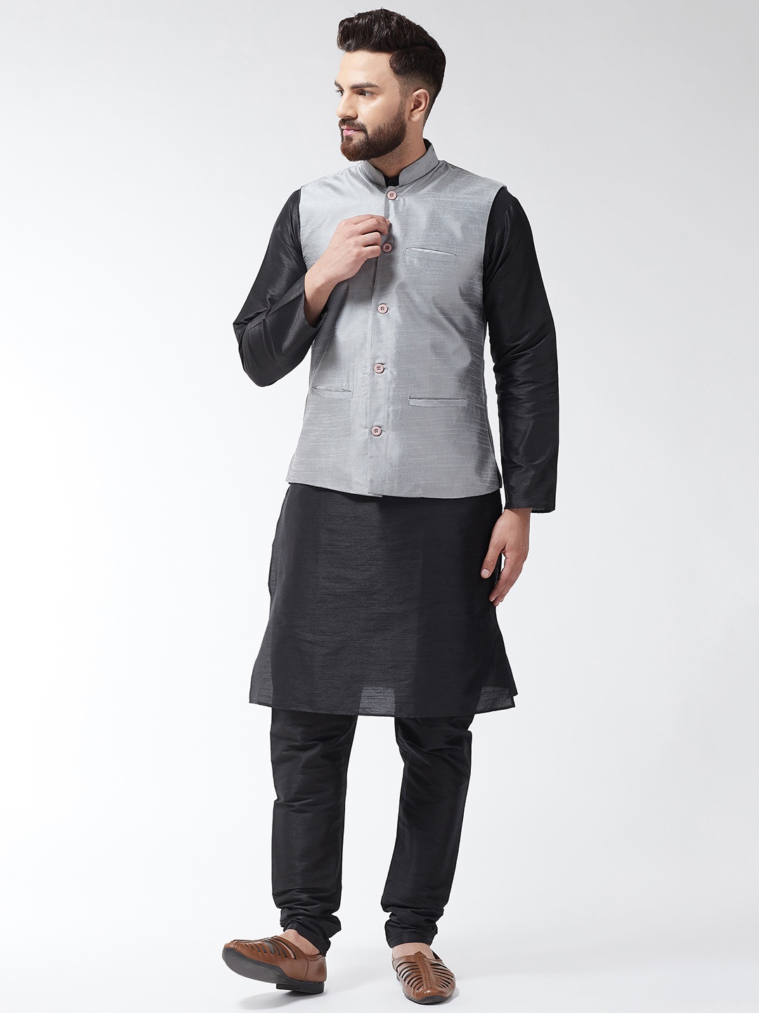 

SOJANYA Men Black Solid Kurta And Churidar With Jacket