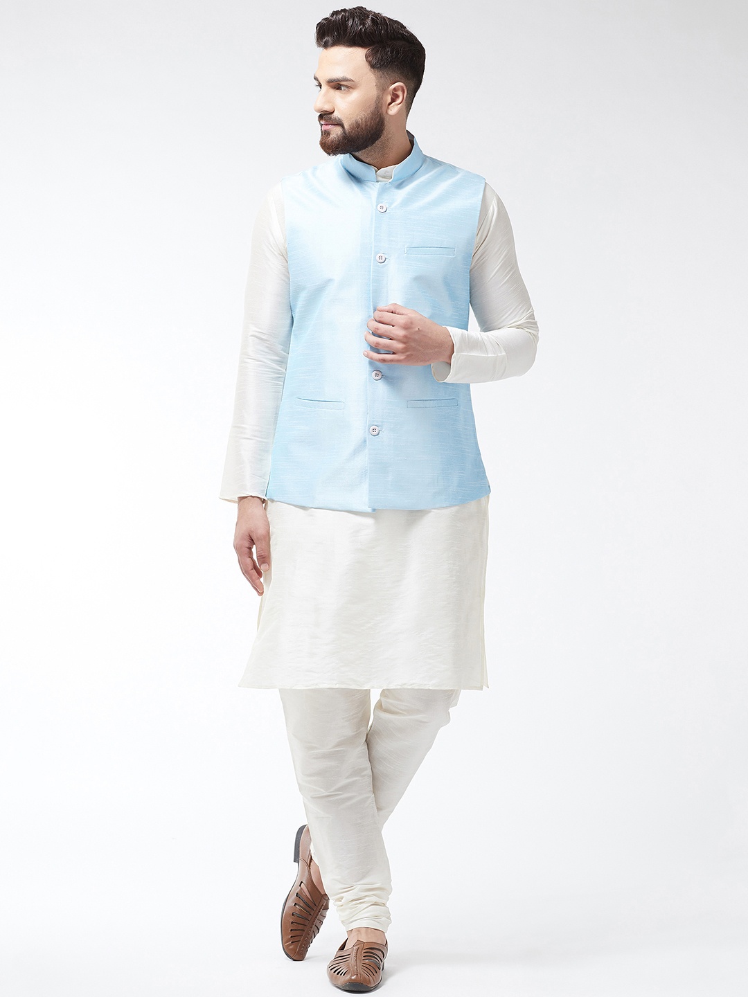 

SOJANYA Men Off-White & Turquoise Blue Solid Kurta And Churidar With Jacket