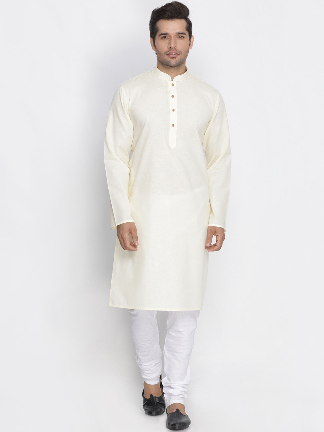 

VASTRAMAY Men Cream-Coloured Solid Kurta with Churidar