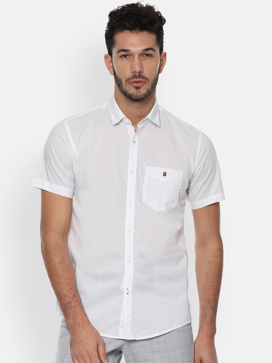 

Louis Philippe Sport Men White Slim Fit Solid Casual Shirt