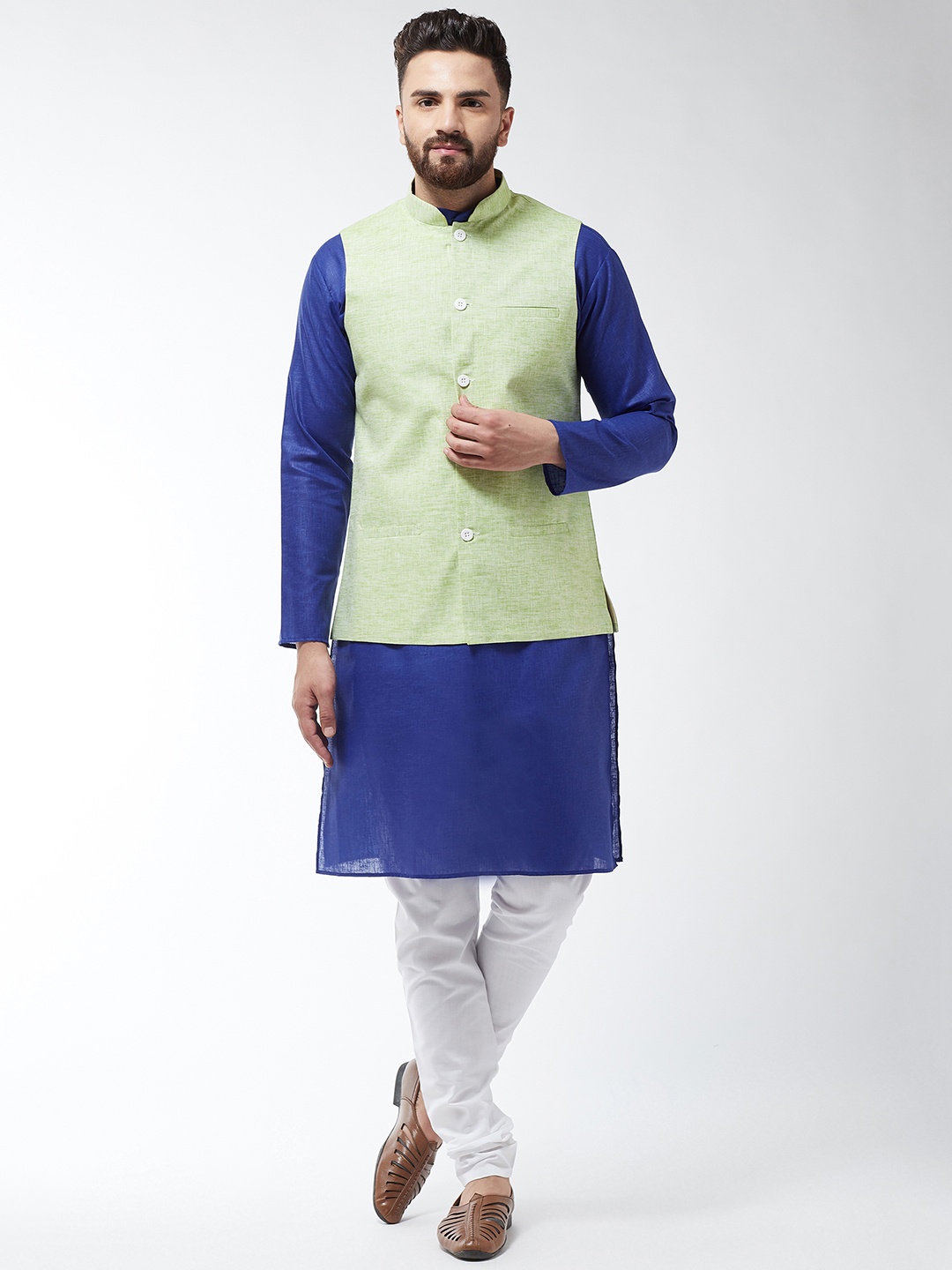 

SOJANYA Men Blue & White Solid Kurta And Churidar With Jacket