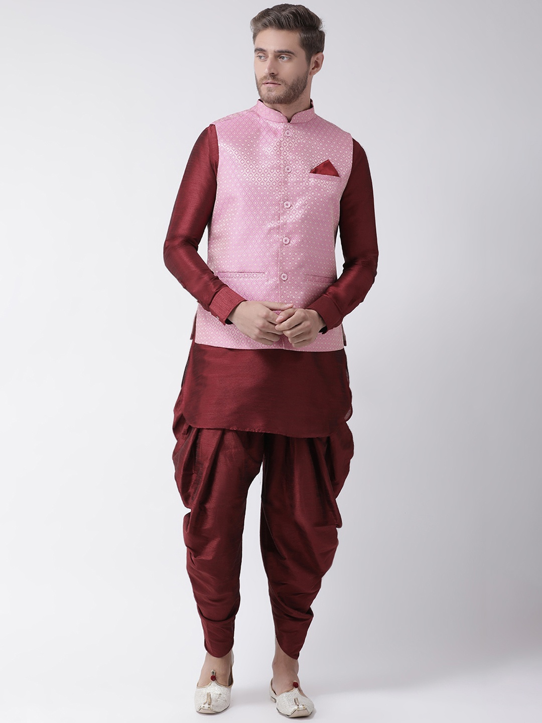 

DEYANN Men Maroon & Pink Solid Kurta with Dhoti Pants & Nehru Jacket