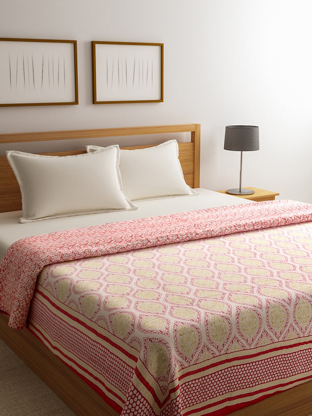 

ROMEE Beige & Pink Ethnic Motifs AC Room 300 GSM Handicraft Double Bed Quilt