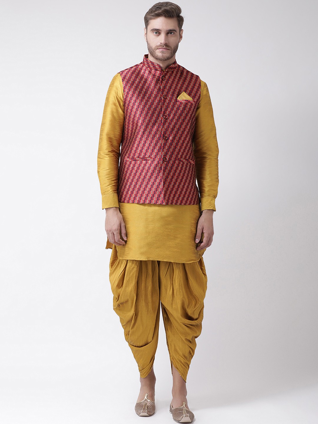 

DEYANN Men Red & Mustard Yellow Solid Kurta Set