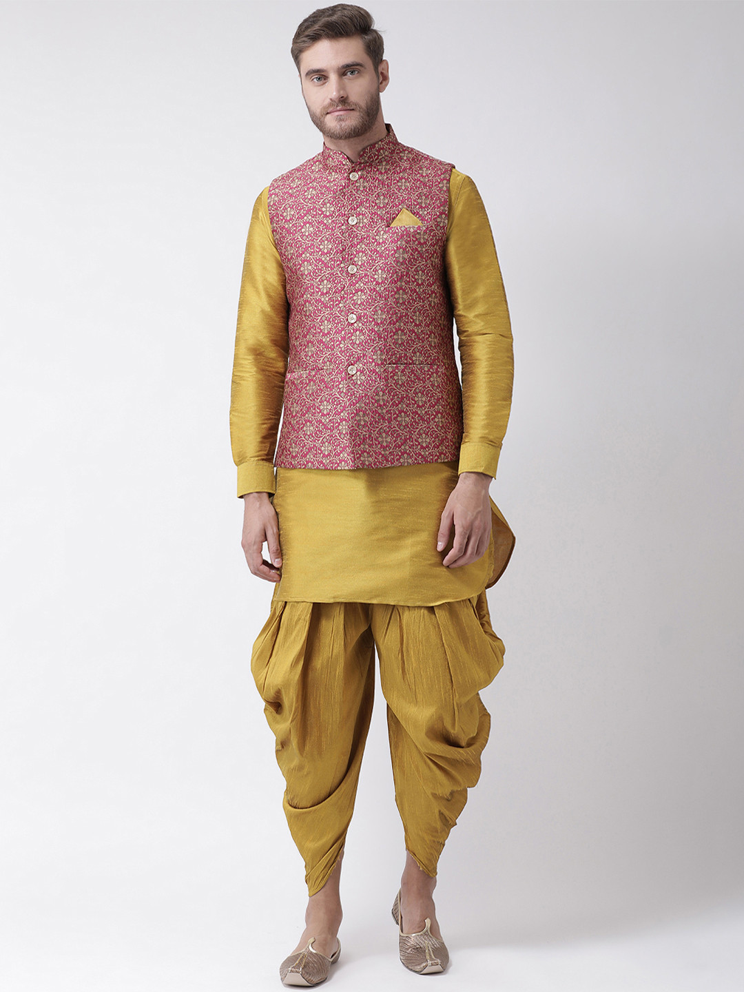 

DEYANN Men Yellow Solid Kurta Set