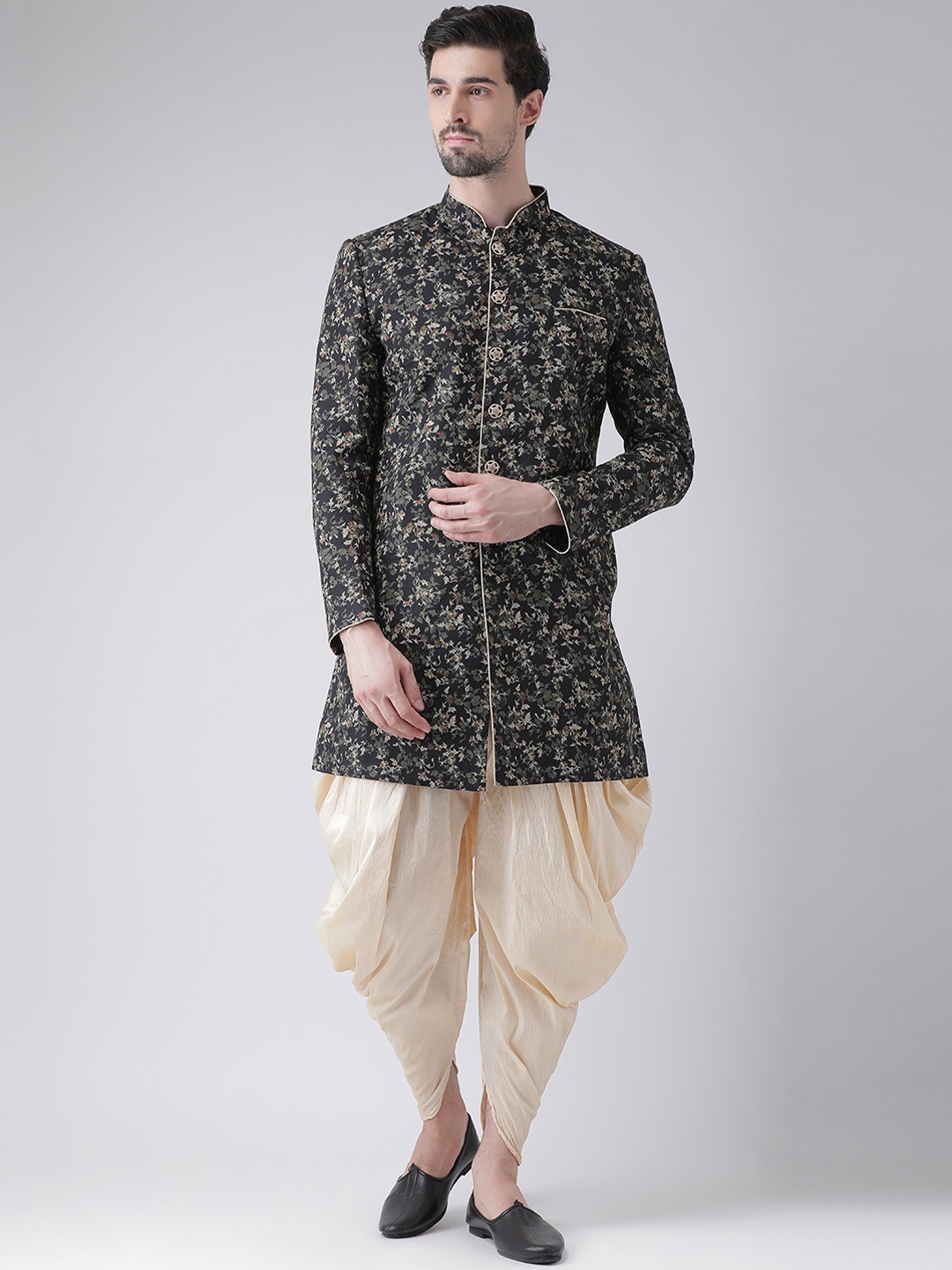 

DEYANN Men Black & Cream-Coloured Sherwani With Dhoti Pants