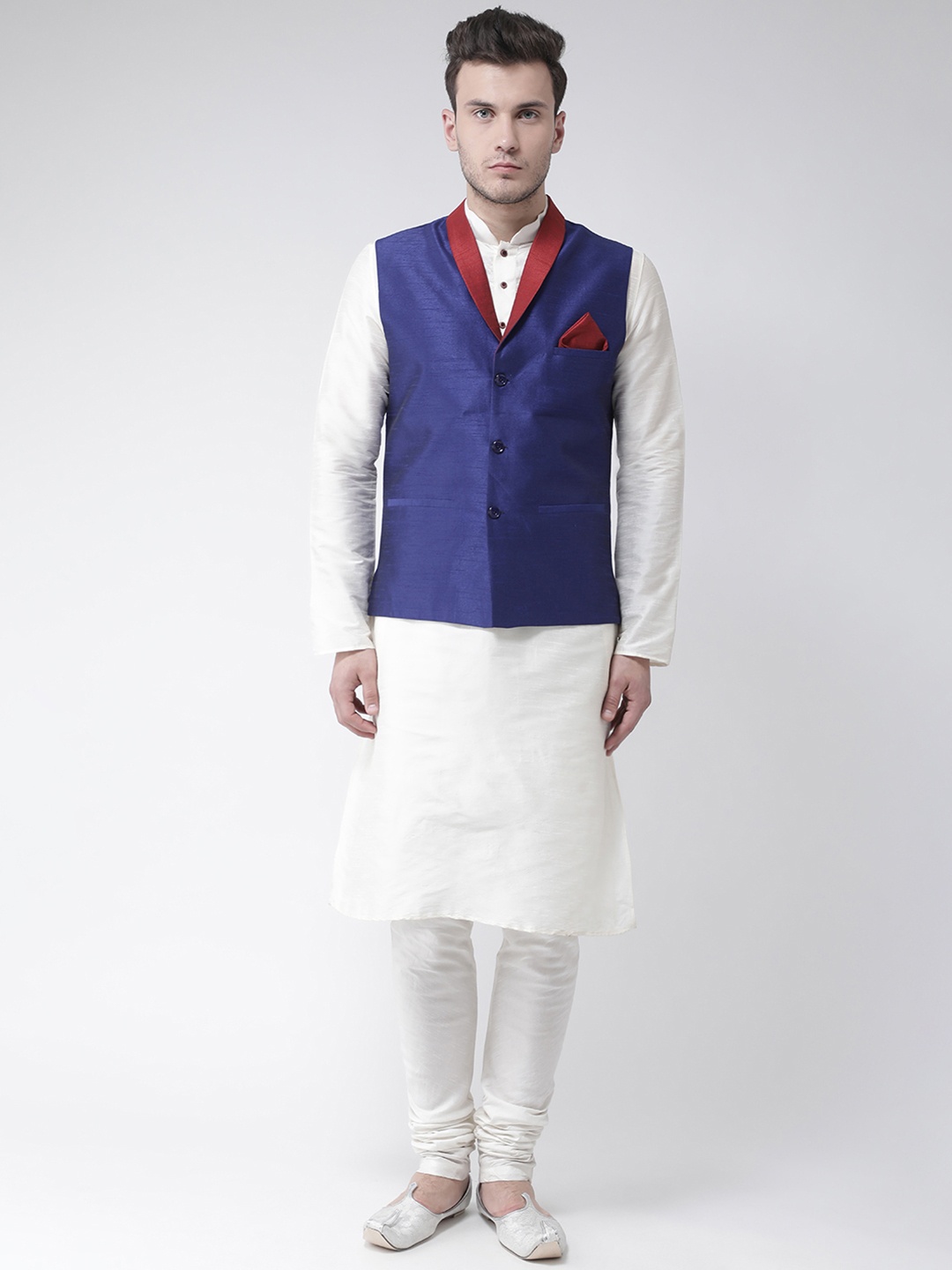 

DEYANN Men Off-White & Blue Solid Kurta with Churidar
