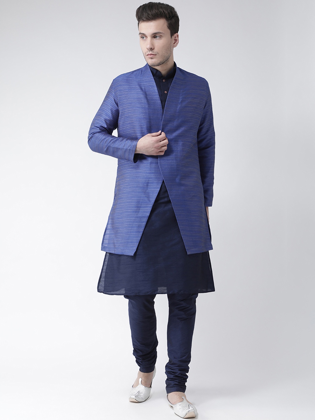

DEYANN Men Blue Sherwani With Achkan