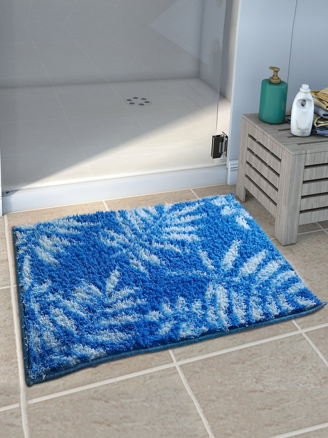 

Athom Trendz Blue Printed Anti-Skid Bath Rug