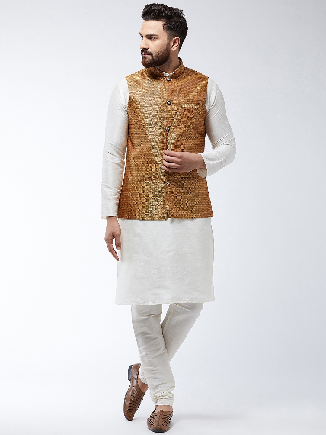 SOJANYA Men Off-White Solid Kurta Set