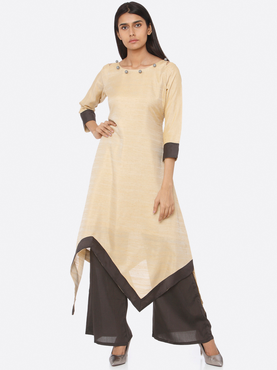 

RAISIN Women Beige & Taupe Solid Kurta with Palazzos