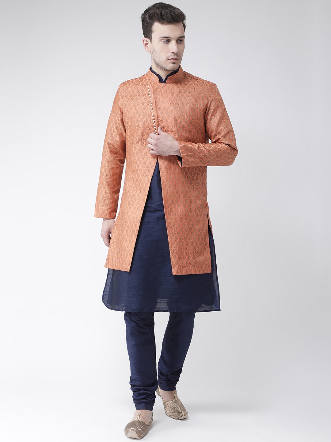 

DEYANN Men Orange & Navy Blue Sherwani With Achkan