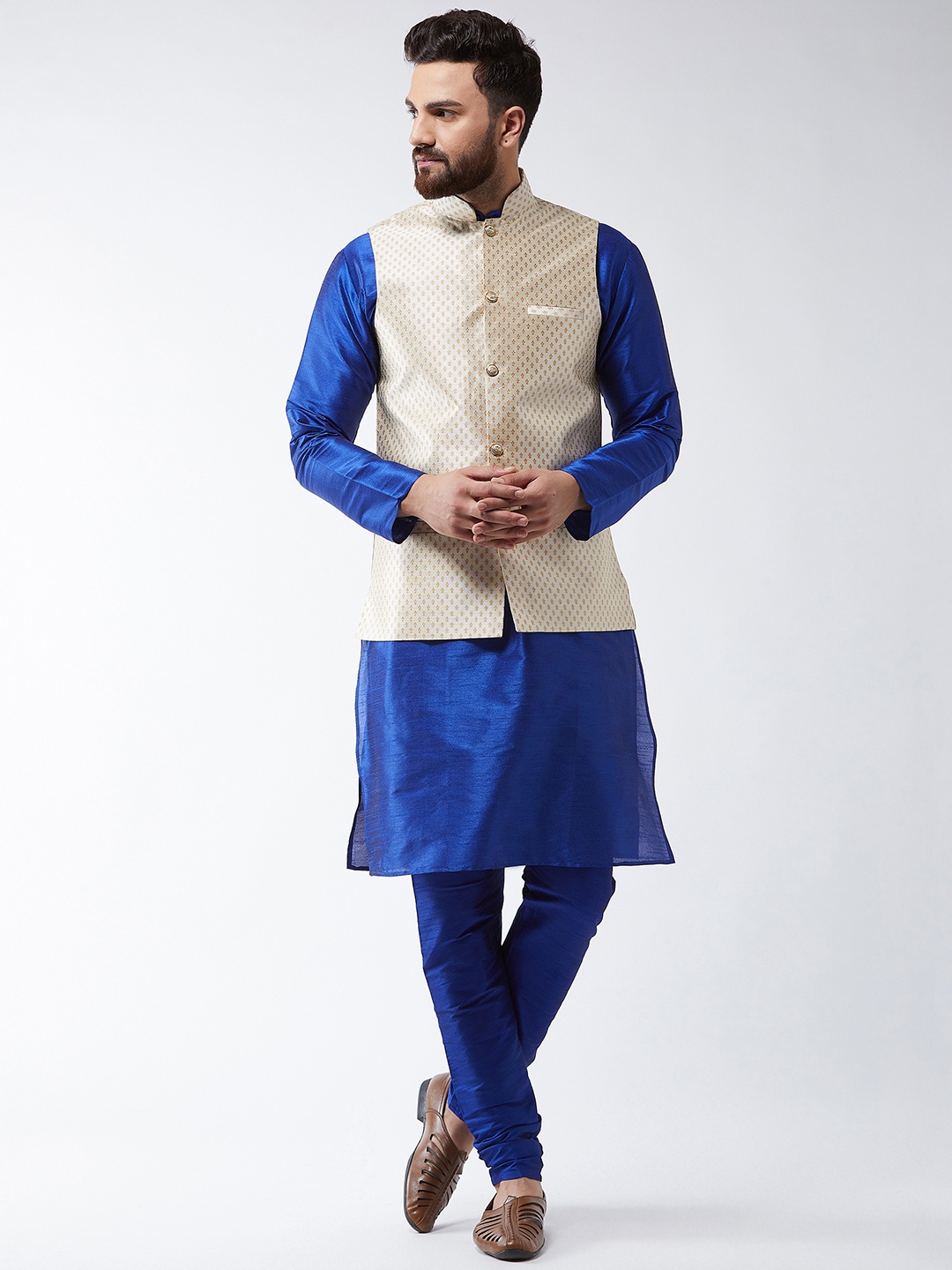 SOJANYA Men Blue & Off-White Solid Kurta with Churidar & Nehru Jacket