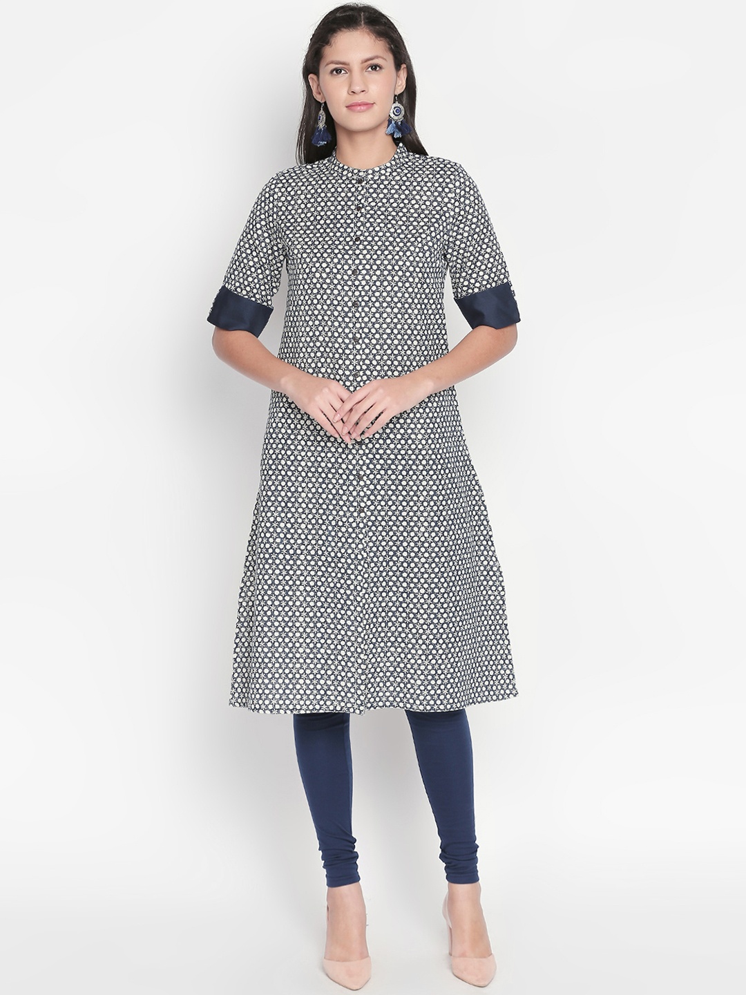 

RANGMANCH BY PANTALOONS Women Grey & White Floral Printed Straight Kurta