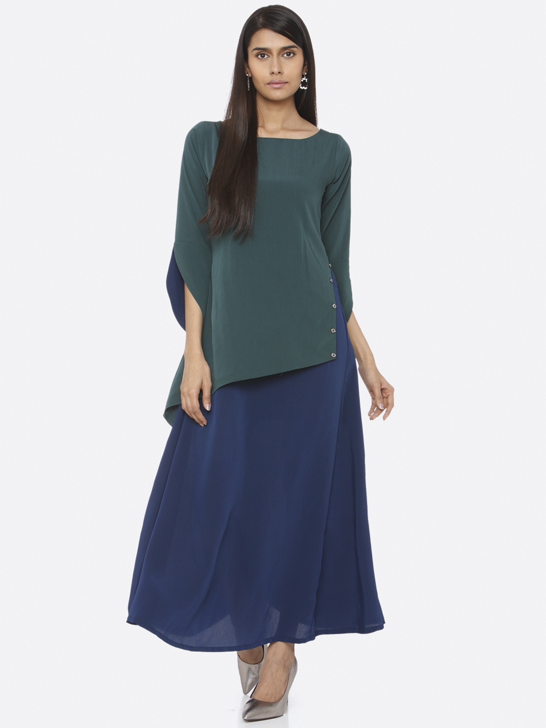 

RAISIN Women Colourblocked Green & Blue Maxi Dress