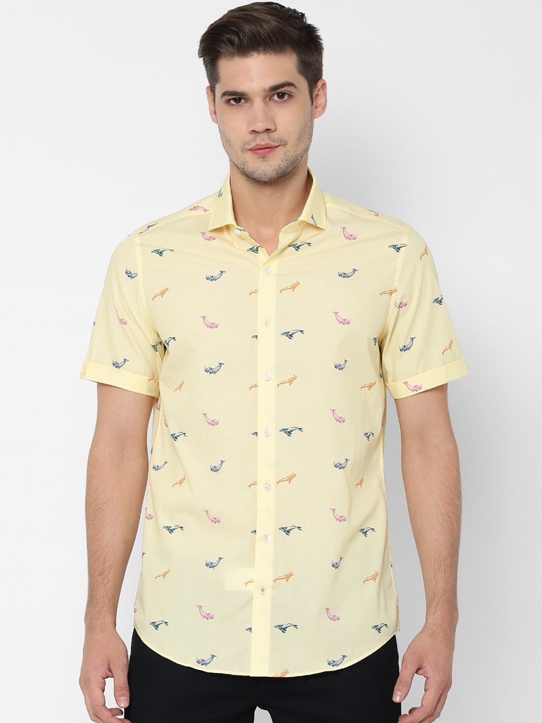 

SIMON CARTER LONDON Men Yellow Slim Fit Printed Casual Shirt