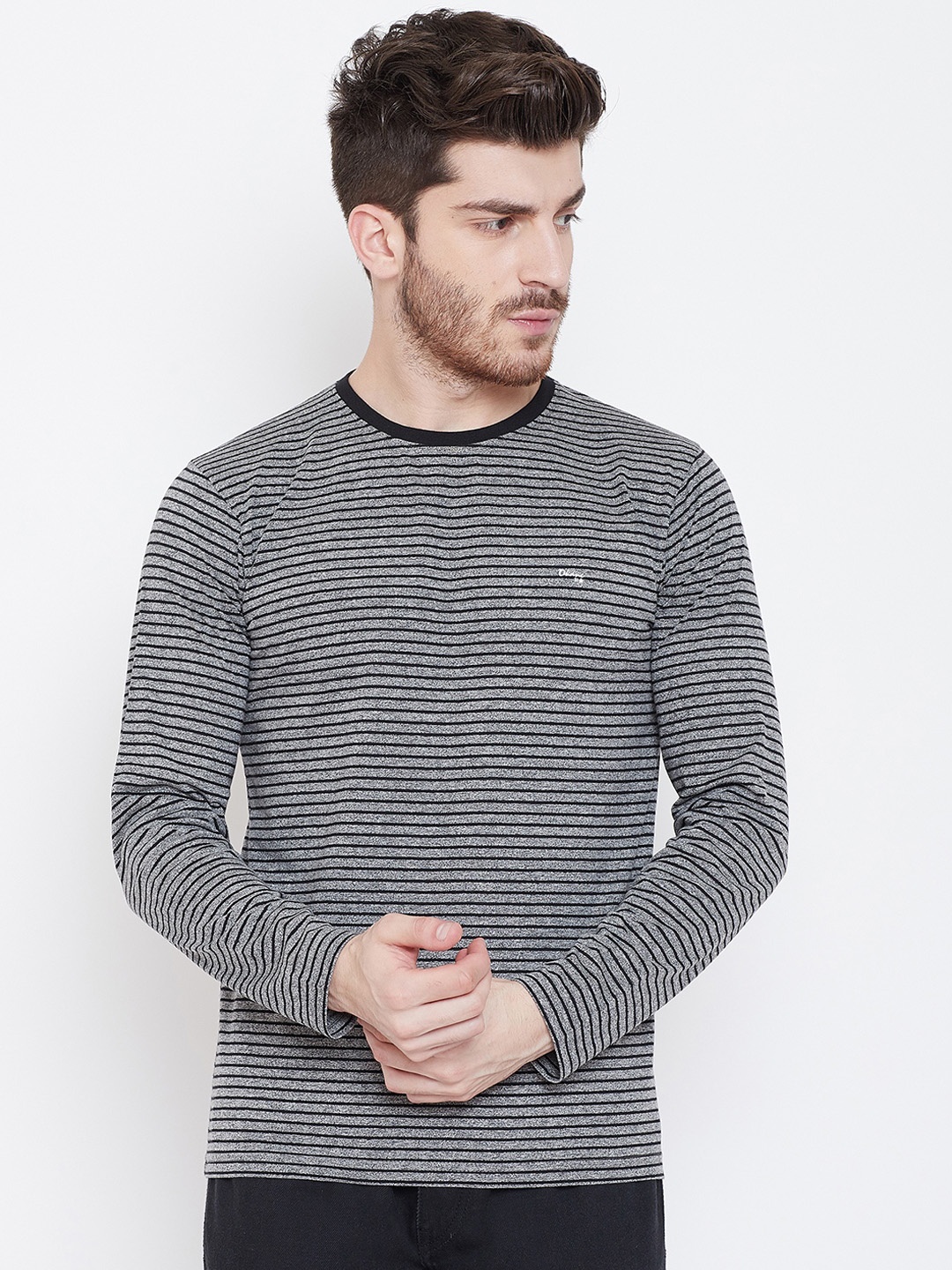 

Okane Men Grey Striped Round Neck T-shirt