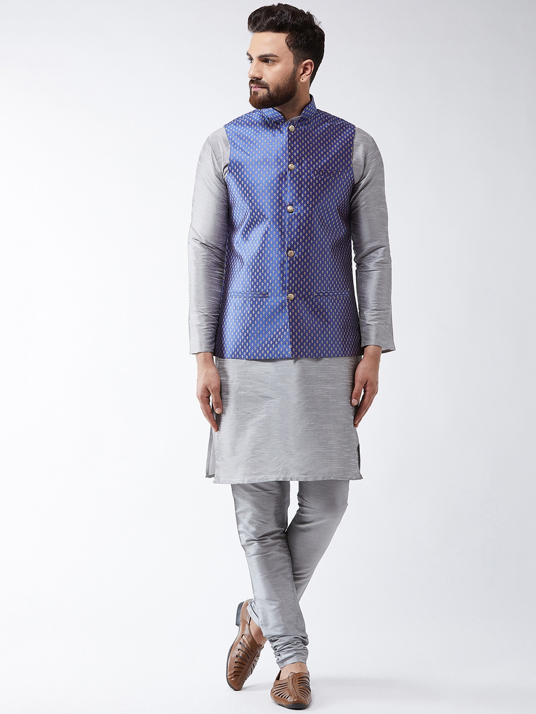 SOJANYA Men Grey Solid Kurta Set & Nehru Jacket
