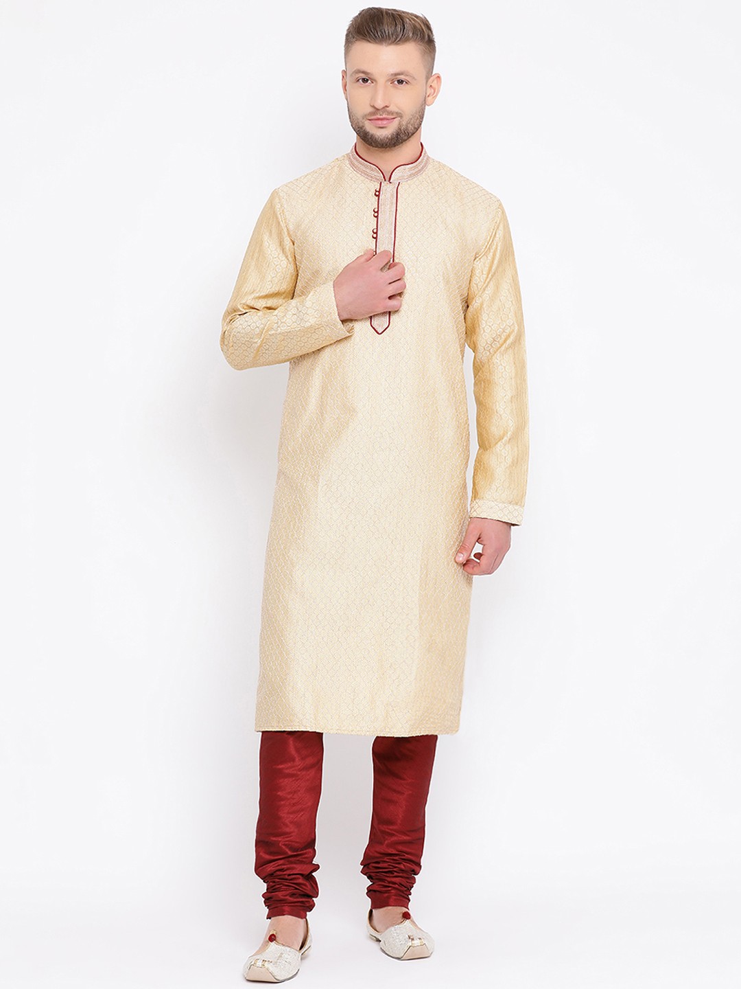 

Sanwara Men Gold-Toned & Maroon Self Design Kurta with Churidar