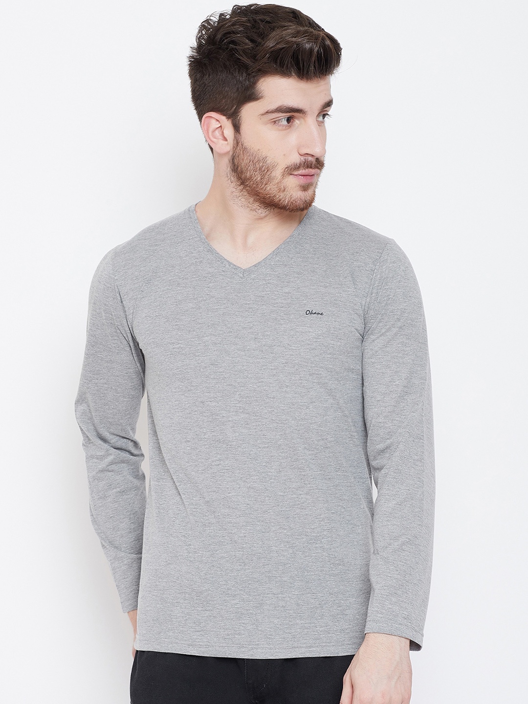 

Okane Men Grey Solid V-Neck T-shirt