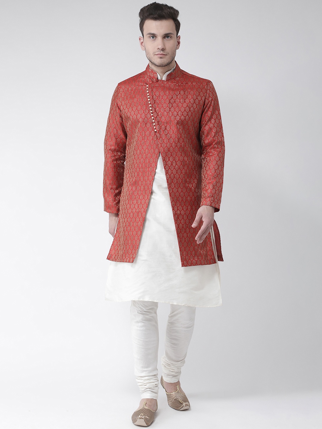 

DEYANN Men Maroon & Off White Sherwani With Achkan