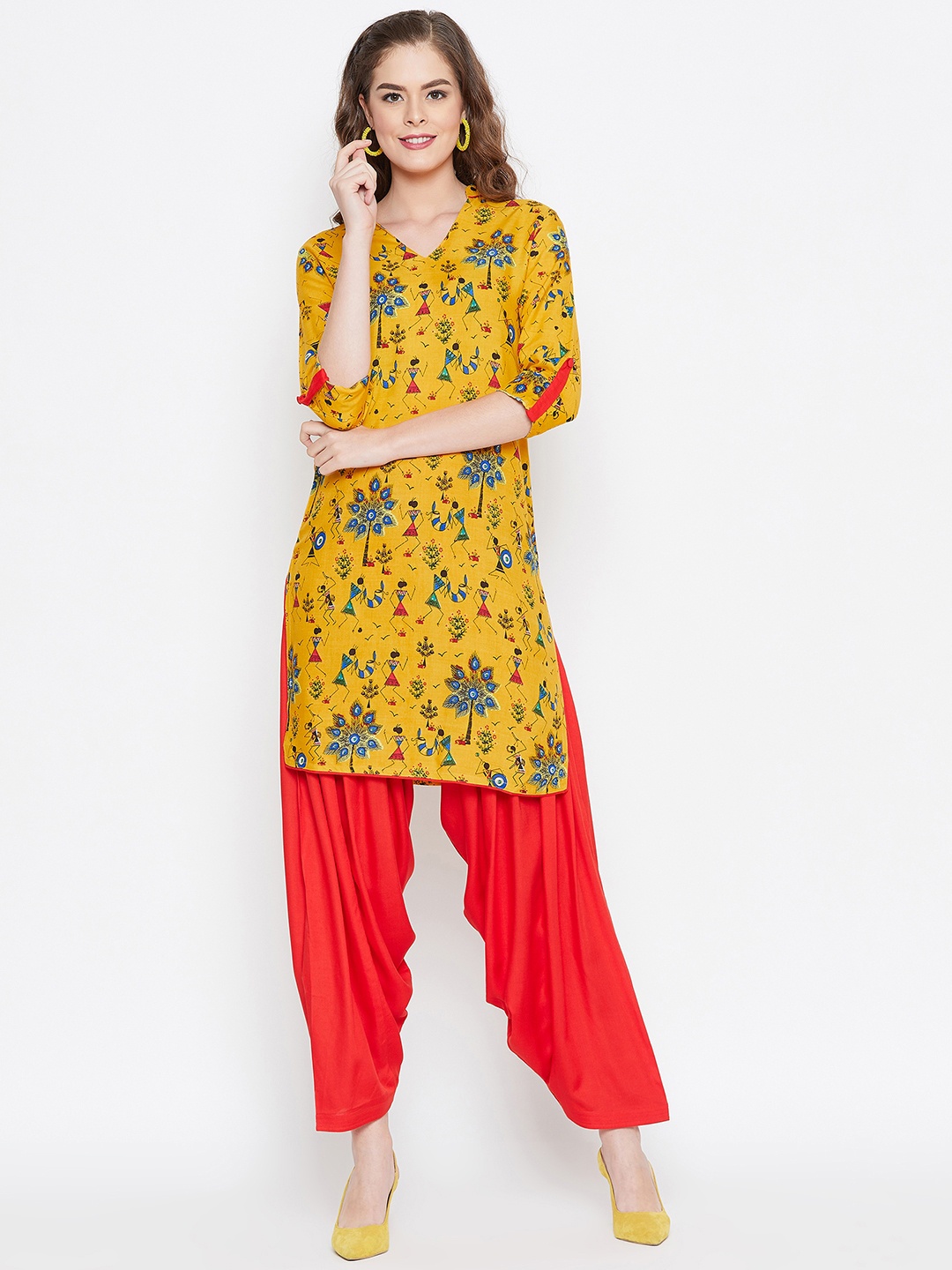 

PANIT Women Yellow & Red Floral Printed Kurta with Patiala