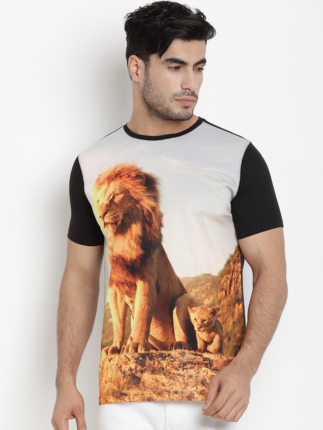 

Disney by Wear Your Mind Men Black Printed Round Neck T-shirt