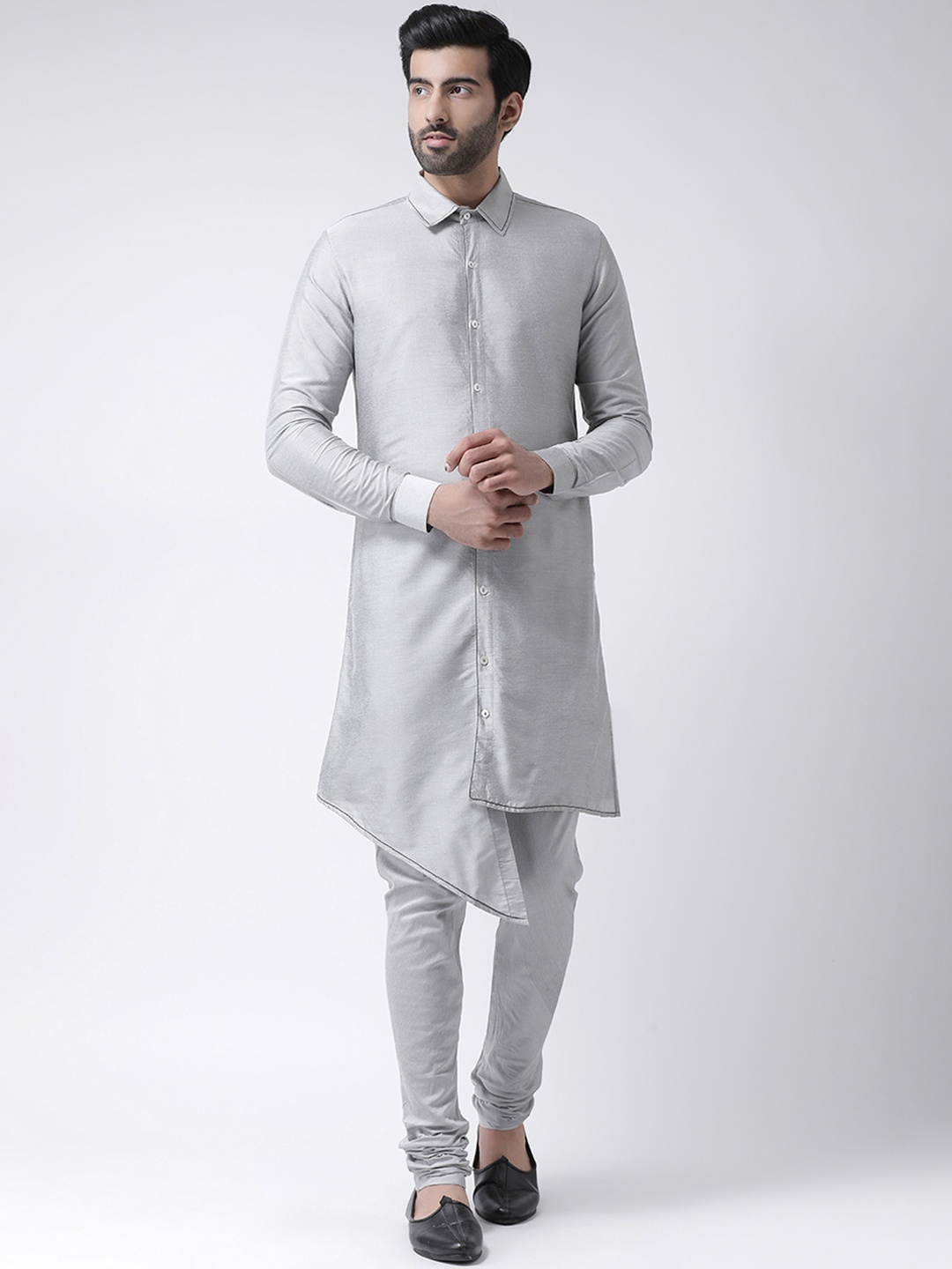 

KISAH Men Grey Solid Kurta with Churidar