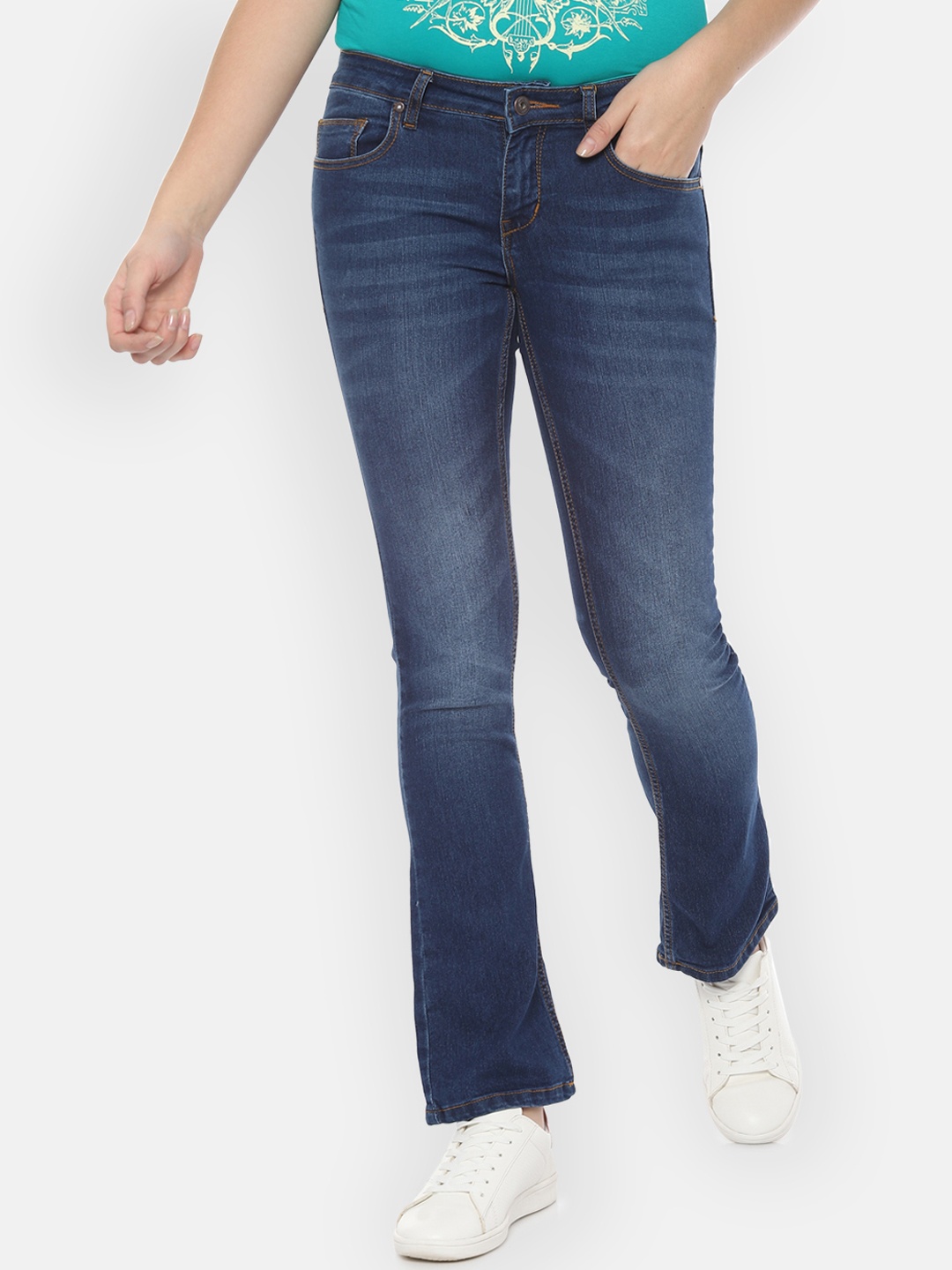 

People Women Blue Bootcut Mid-Rise Clean Look Stretchable Jeans