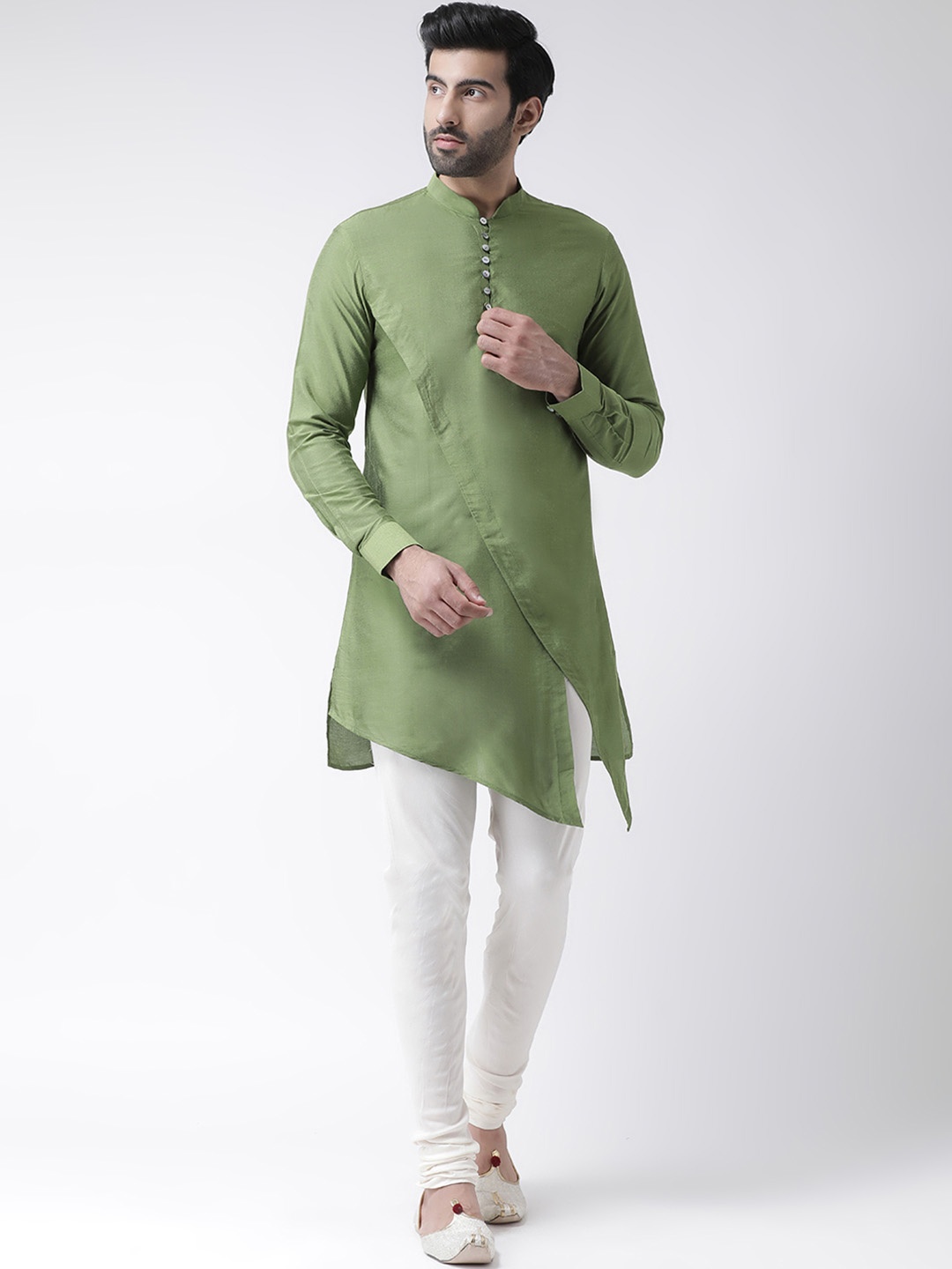 

KISAH Men Green & White Solid Kurta with Churidar