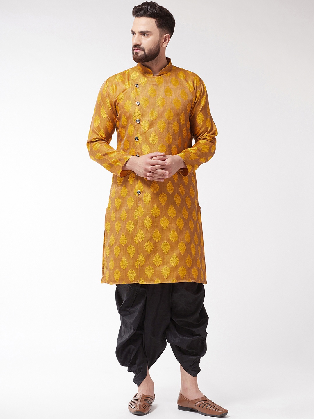 

SOJANYA Men Mustard Yellow & Black Self Design Kurta with Dhoti Pants