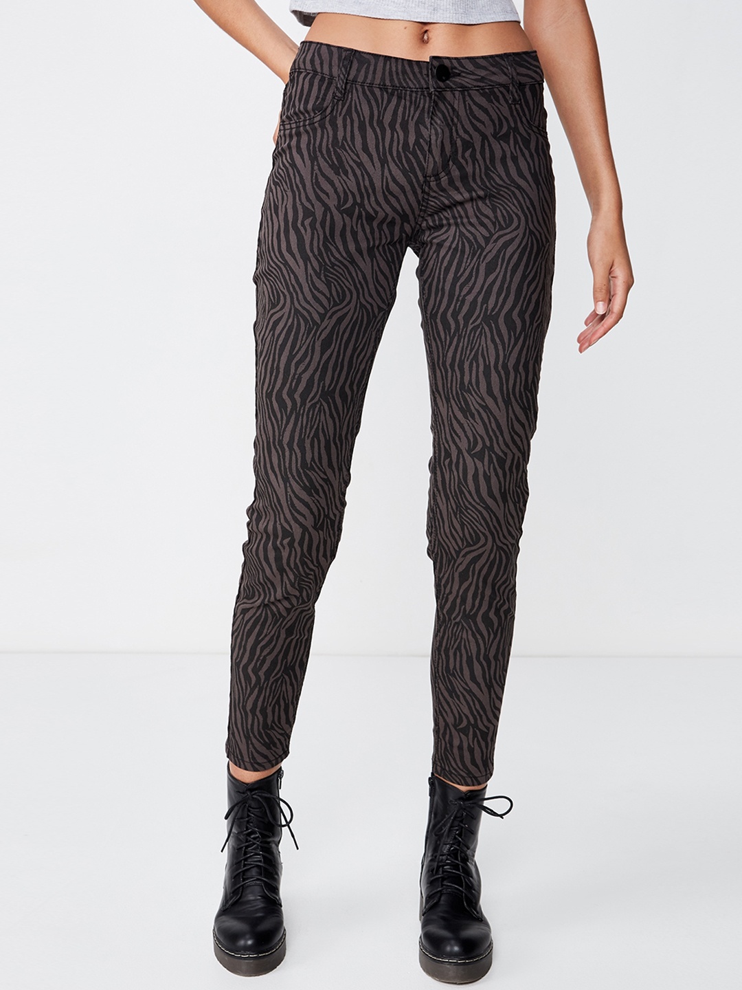 

COTTON ON Women Black & Brown Skinny Fit Printed Regular Trousers