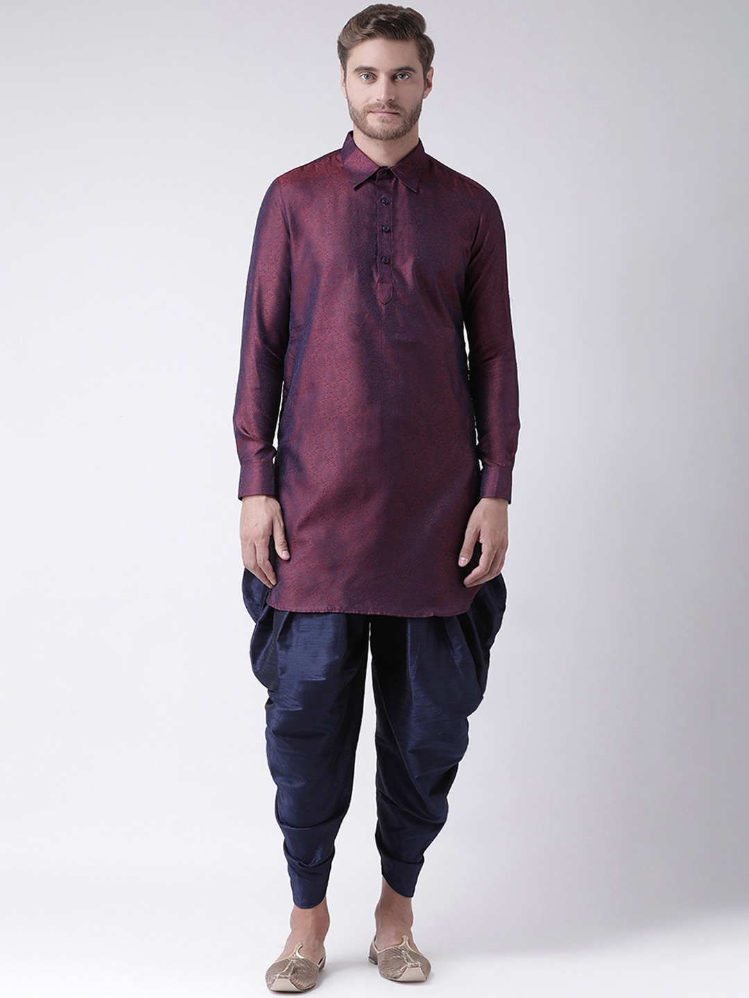 

DEYANN Men Maroon & Navy Blue Self Design Kurta with Patiala