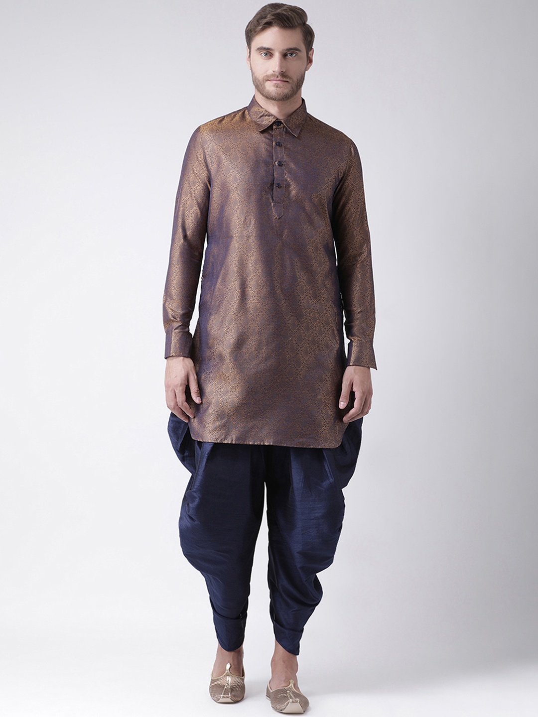 

DEYANN Men Navy Blue & Gold-Coloured Self Design Kurta with Patiala