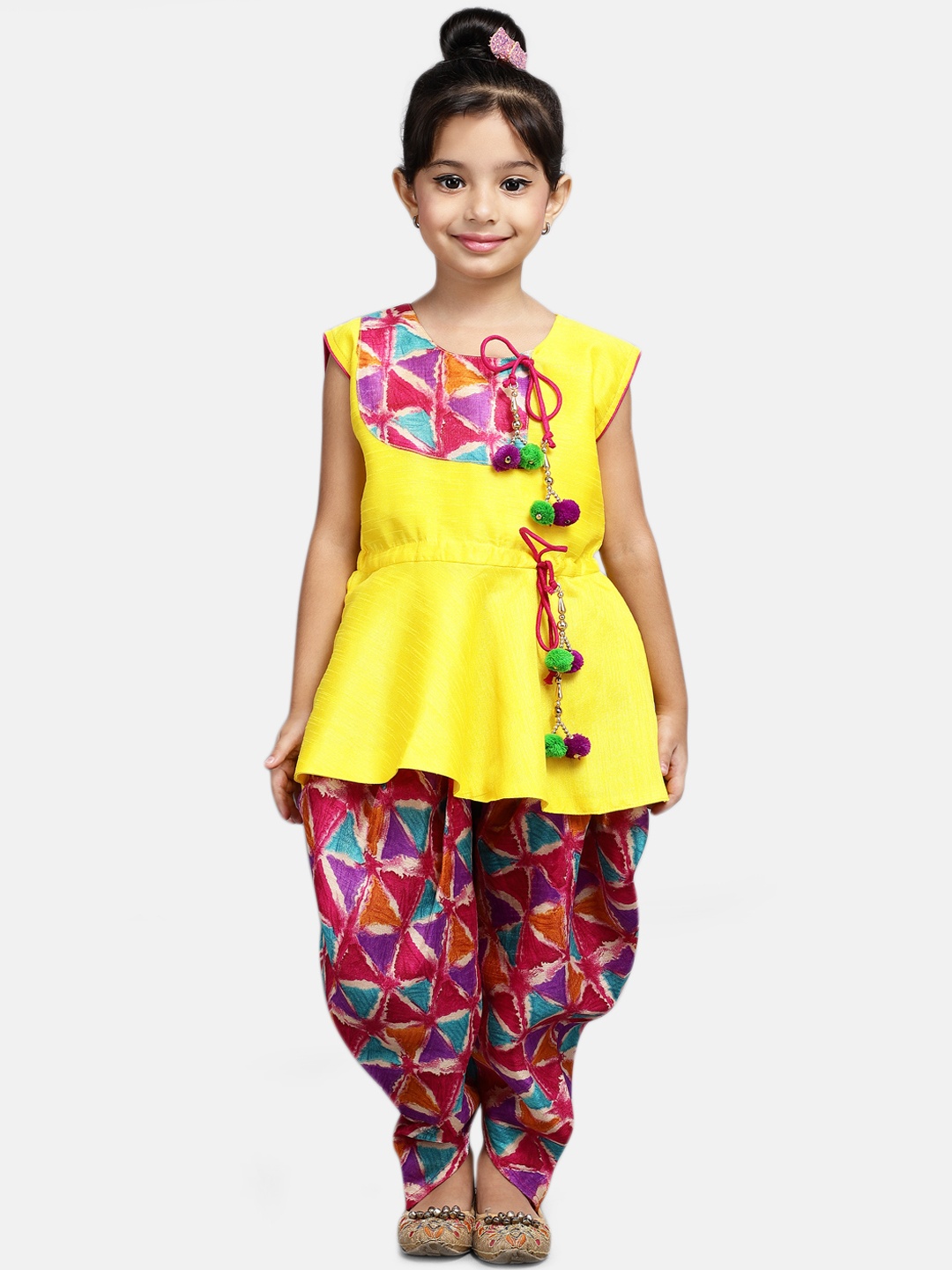 

BownBee Girls Yellow & Pink Printed Kurta with Dhoti Pants