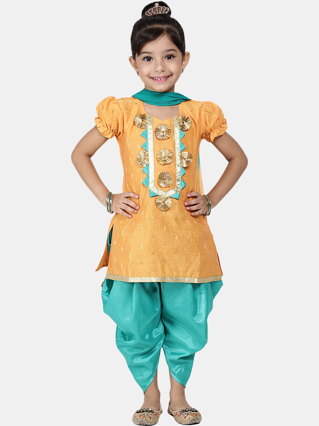 

BownBee Girls Yellow Yoke Design Chanderi Kurta with Sea Green Dhoti Pants & Dupatta