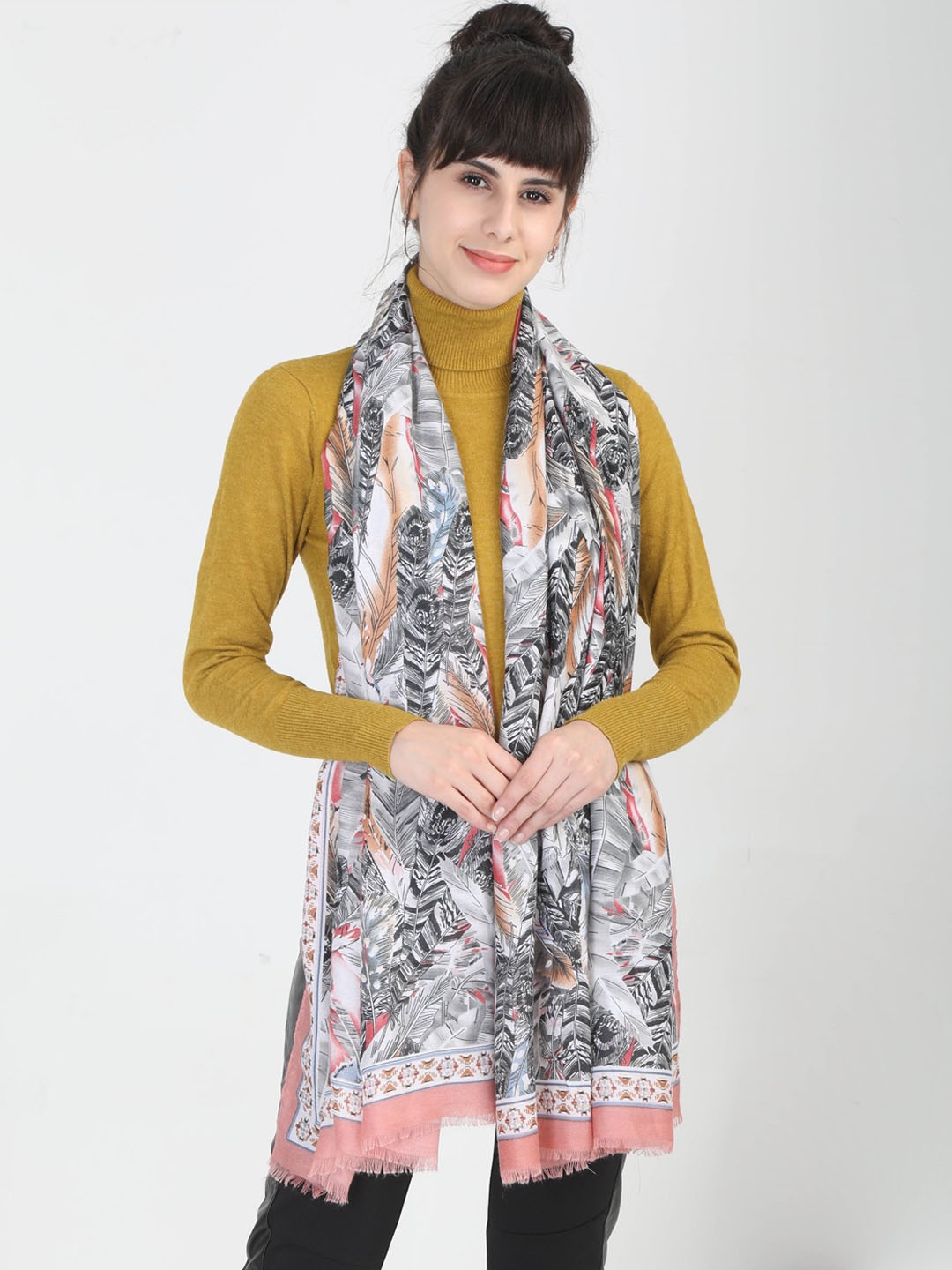 

FabSeasons Women Black & Pink Printed Scarf