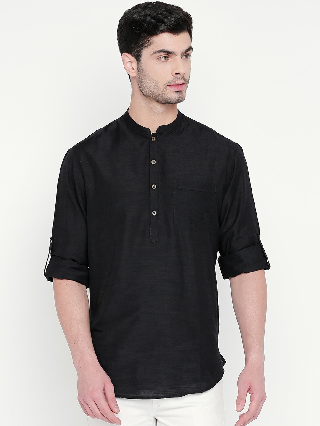 

indus route by Pantaloons Men Black Solid Straight Kurta