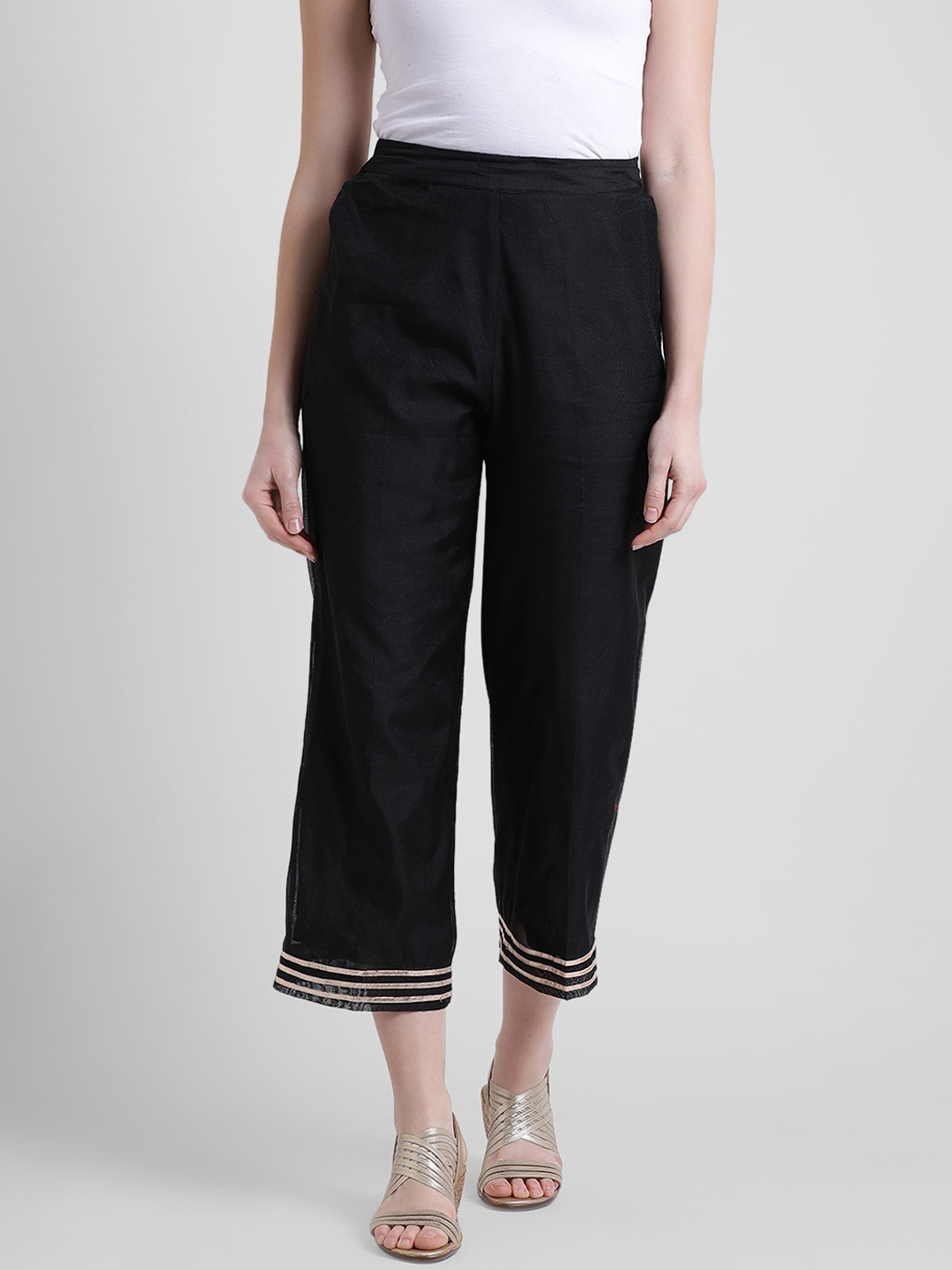 

Aayna Women Black Comfort Regular Fit Solid Parallel Trousers