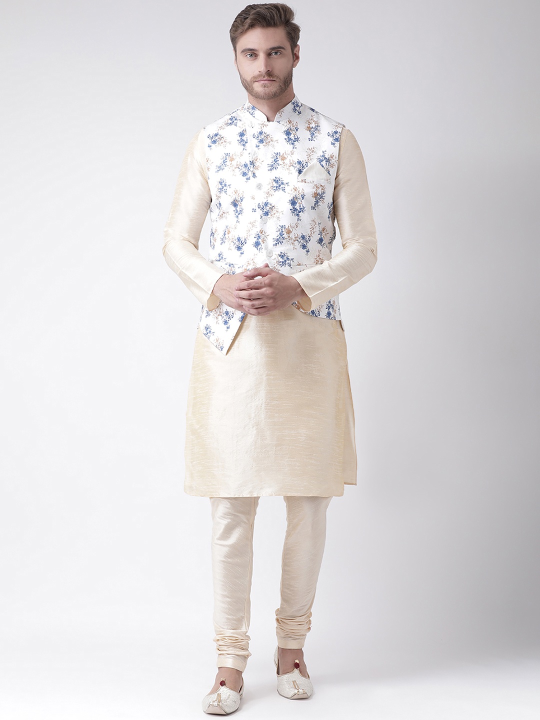 DEYANN Men Cream-Coloured Solid Dupion Silk Kurta Set