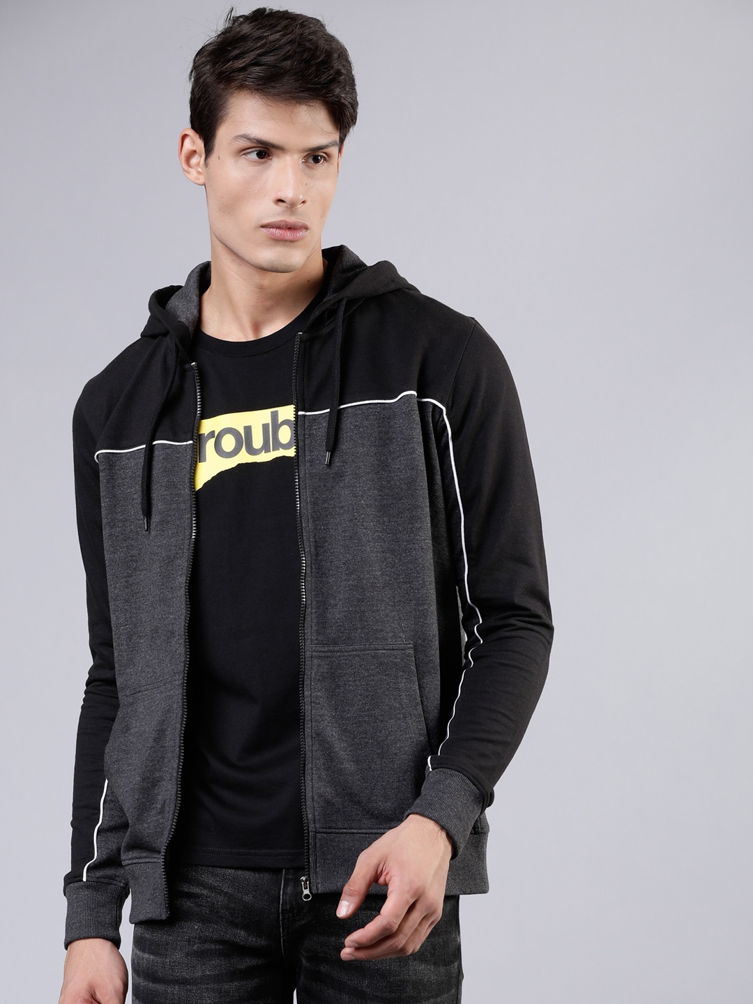 

HIGHLANDER Men Black & Grey Colourblocked Hooded Sweatshirt