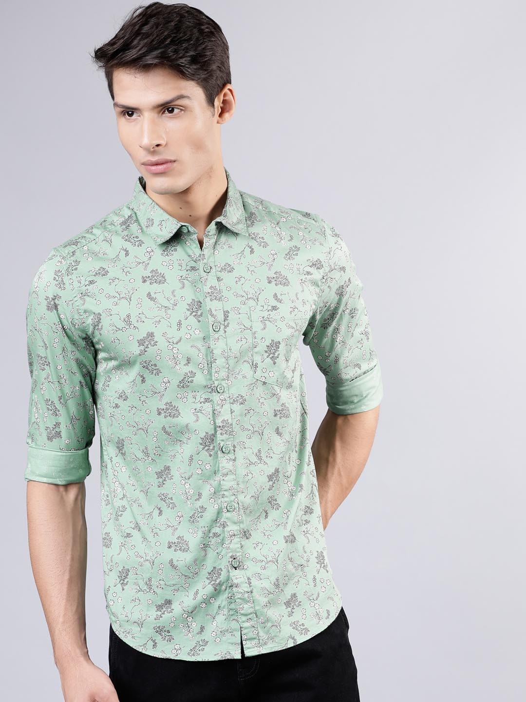 

HIGHLANDER Men Green & Black Slim Fit Printed Casual Shirt