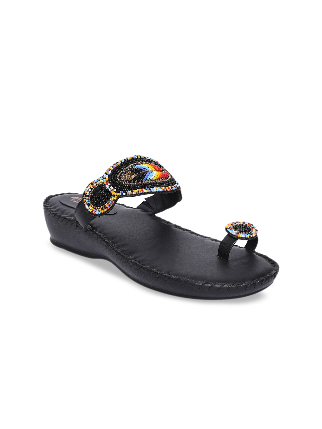 

Monrow Women Black Textured One Toe Flats