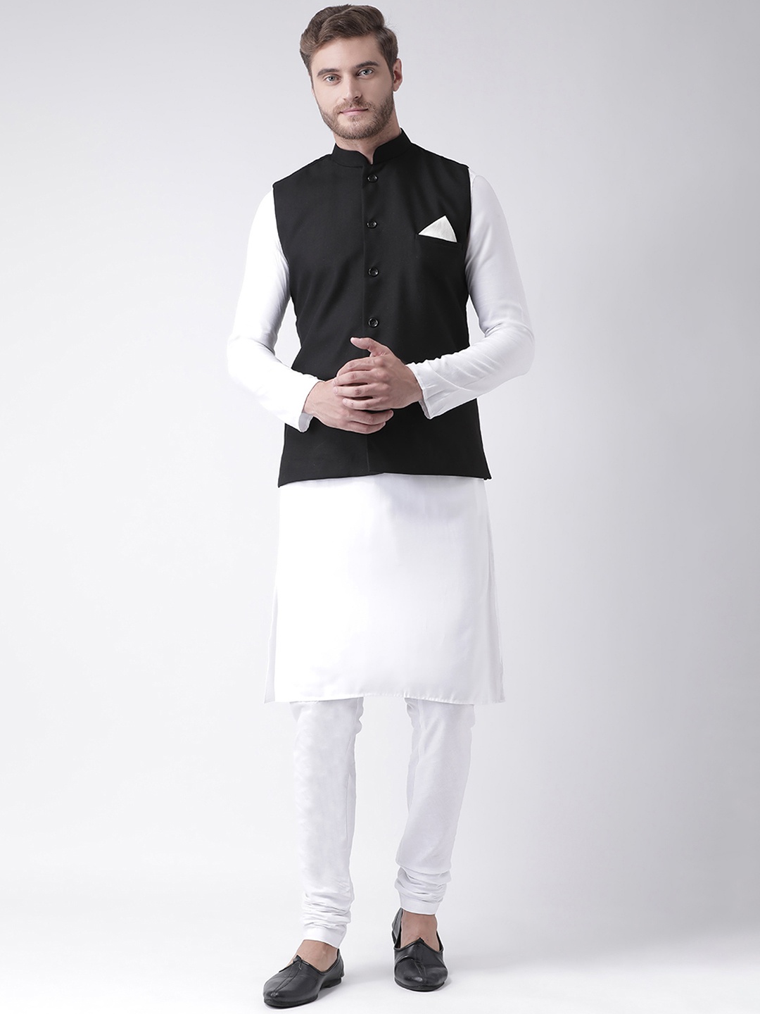DEYANN Men Off-White Solid Dupion Silk Kurta Set