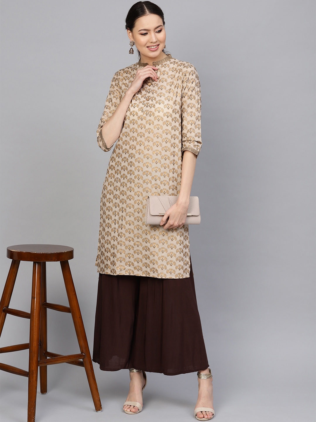 

Indo Era Women Beige & Gold-Toned Printed Straight Kurta