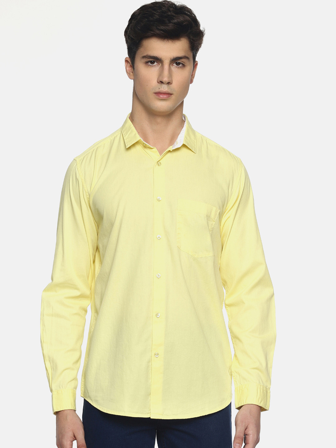 

IVOC Men Yellow Slim Fit Solid Casual Shirt