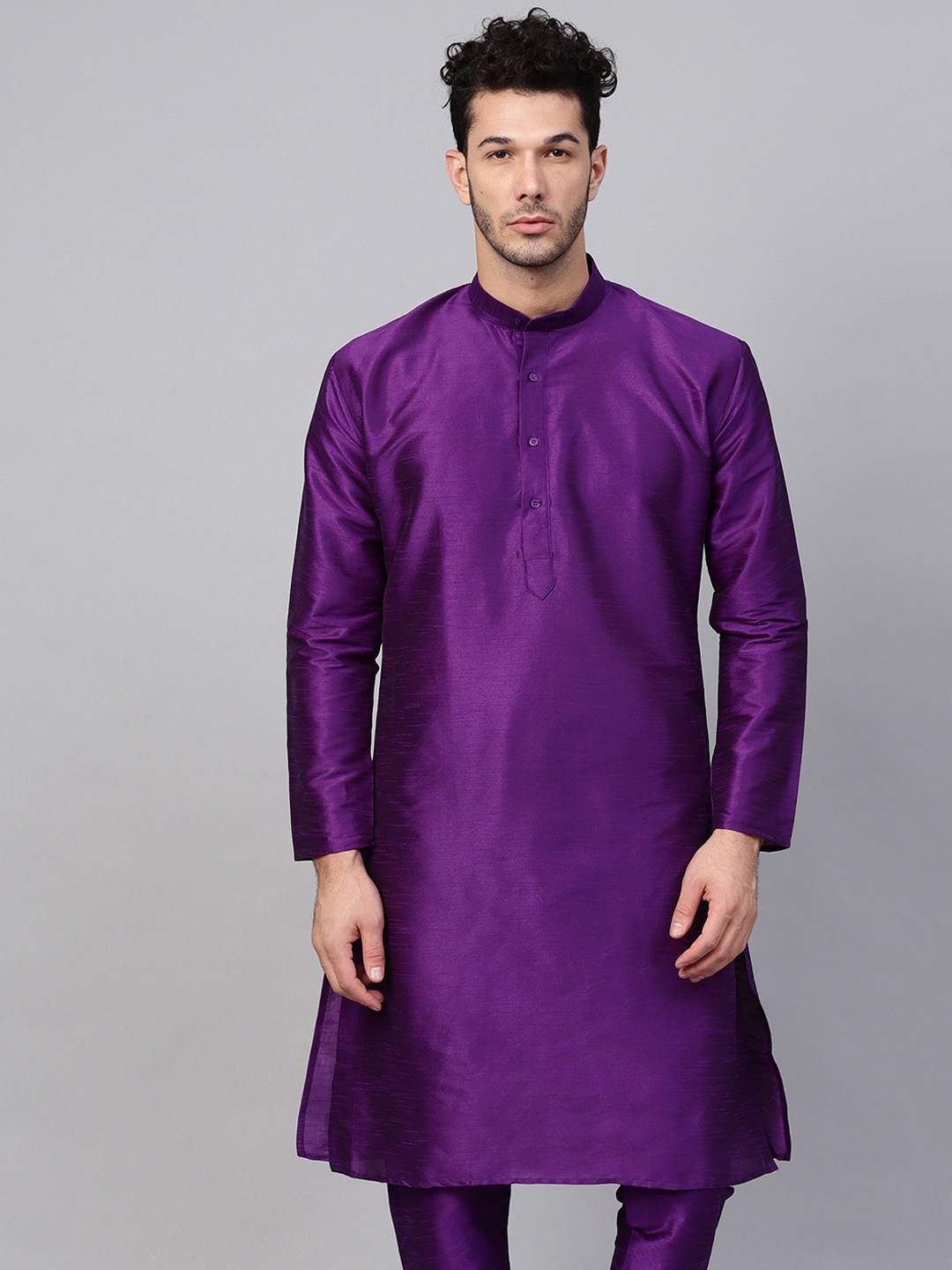 

SOJANYA Men Purple Solid Straight Kurta