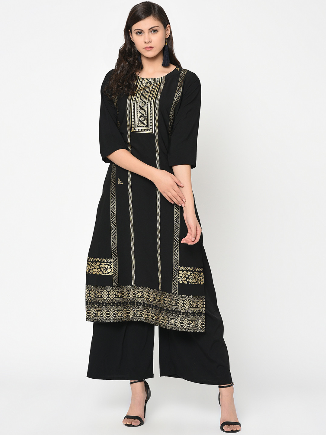 

ZIYAA Women Black & Gold-Toned Yoke Design Straight Kurta